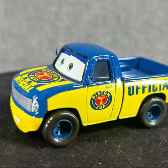 Disney Pixar Cars Dexter Hoover Diecast Vehicle - Picture 3 of 8